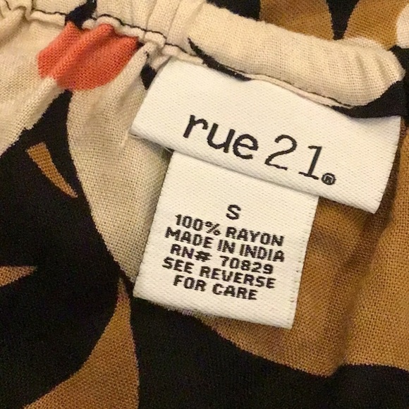 Ruffled Rue 21 tropical print spaghetti strap crisscross bodice maxi dre… - Picture 6 of 7